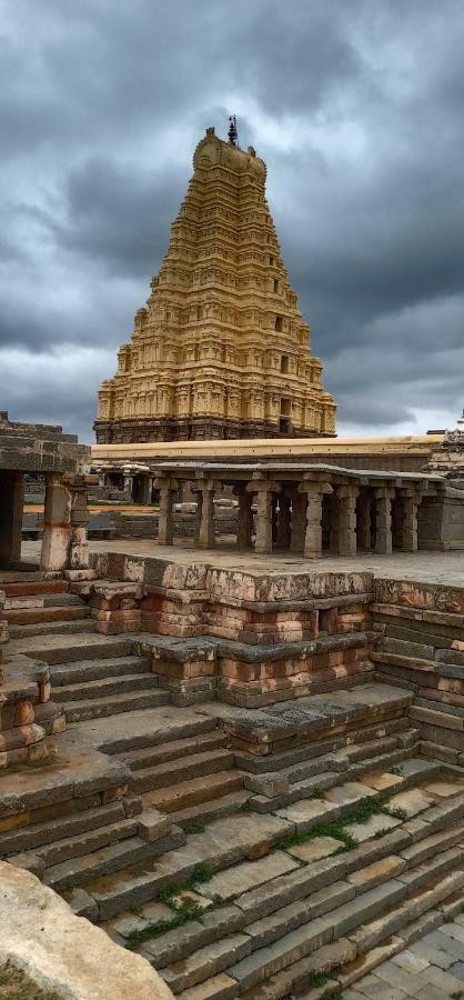 Gopi Homestay Hampi Eksteriør bilde